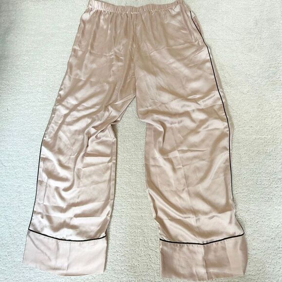 Victoria’s Secret Silky Soft Pale Pink Pajama Elastic Waist Bottoms - US women’s - Picture 7 of 11